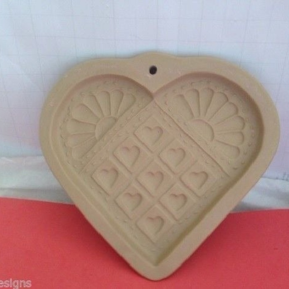 Brown Paper Art Cookie Mold Heart Quilt Design Valentine Day